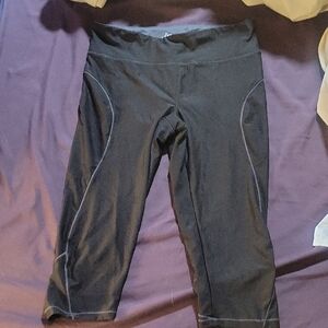 3/4 Black Dri-fit Leggings